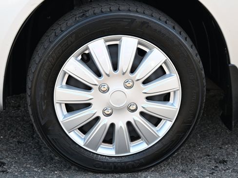 Used 2020 Nissan NV200 SV w/ Back Door Glass Package image 42