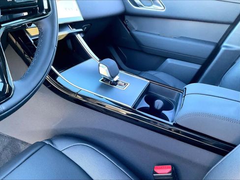 New 2026 Land Rover Range Rover Velar S image 10