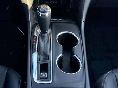 Used 2020 Chevrolet Equinox Premier image 6