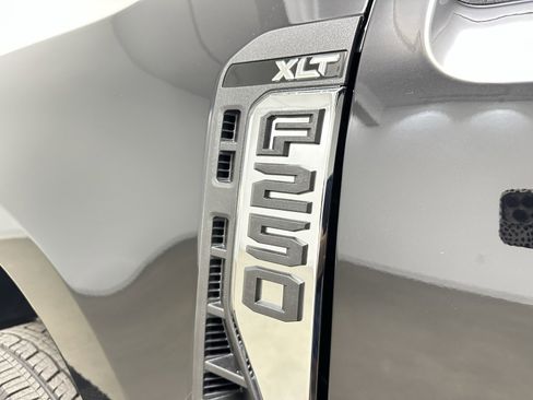 New 2025 Ford F250 XLT w/ 360-Degree Camera Package image 9