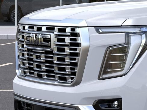 New 2026 GMC Yukon XL Denali RWD image 13