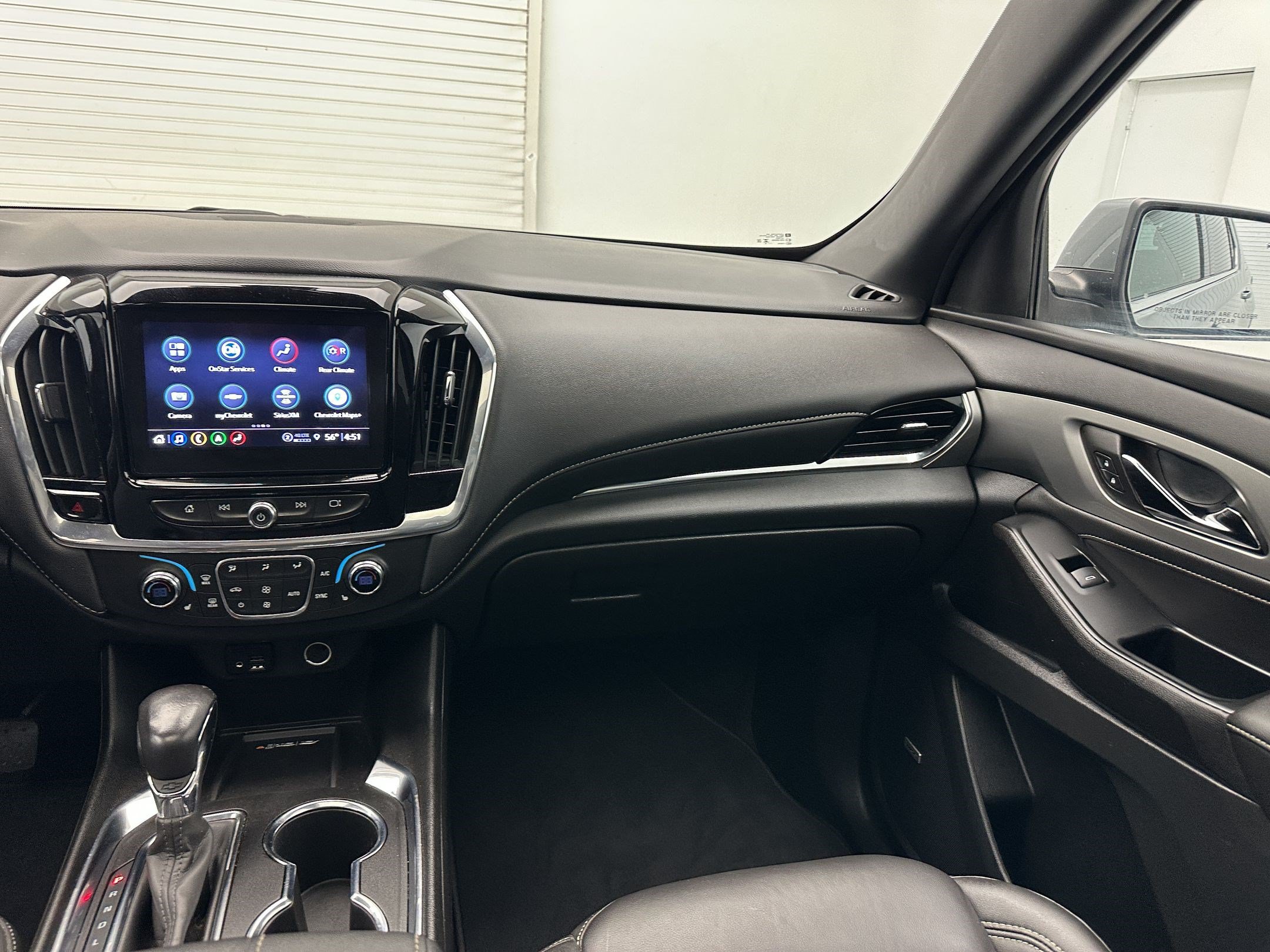 Certified 2023 Chevrolet Traverse LT w/ LT Premium Package AWD/4WD image 30