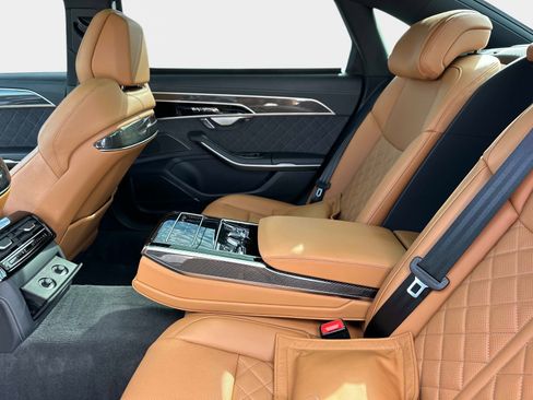 Used 2025 Audi S8 image 13