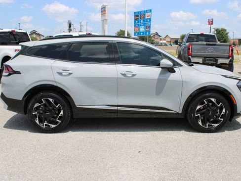 Used 2023 Kia Sportage SX FWD image 4