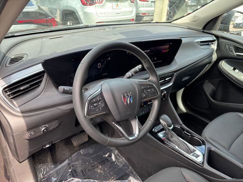 Used 2025 Buick Encore GX Preferred FWD image 33