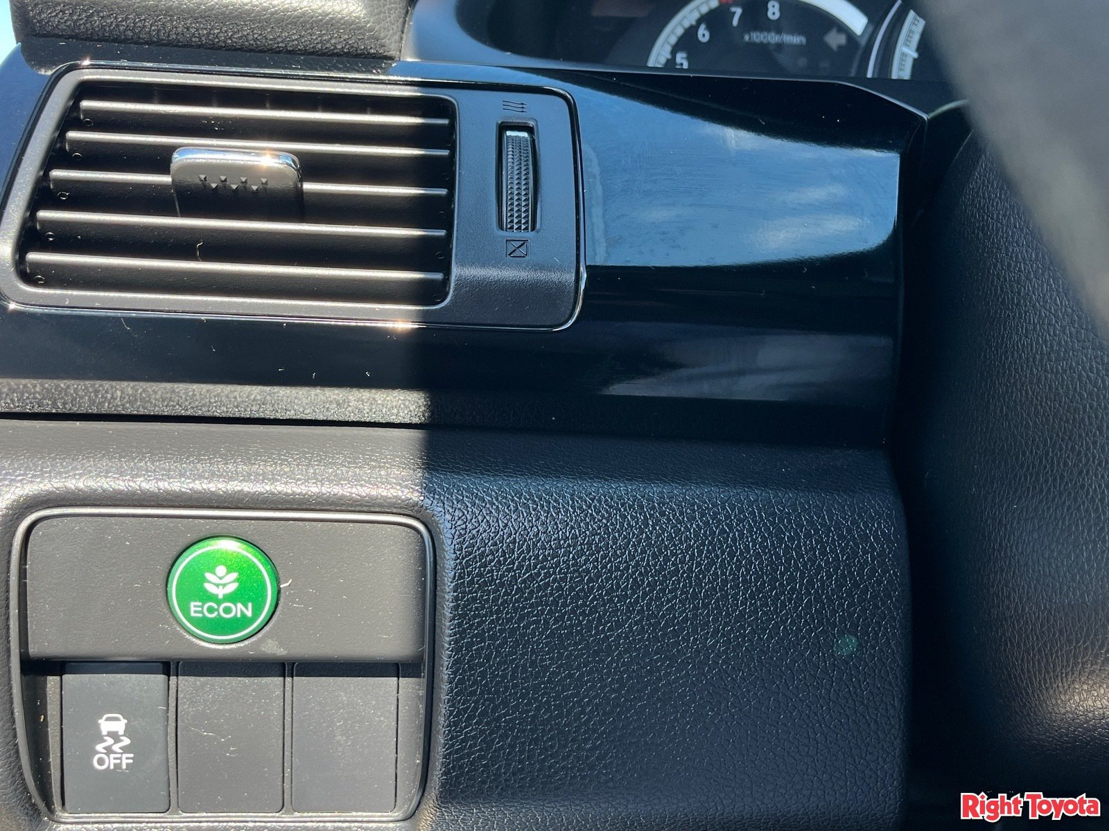 Used 2017 Honda Accord LX image 32