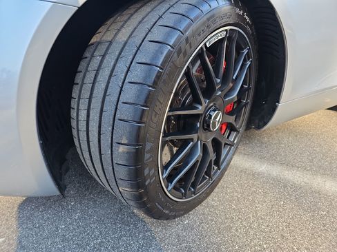 Used 2016 Mercedes-Benz AMG GT S image 31