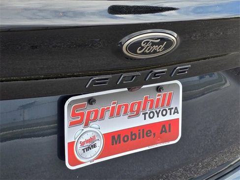 Used 2024 Ford Edge SE w/ Black Appearance Package image 31