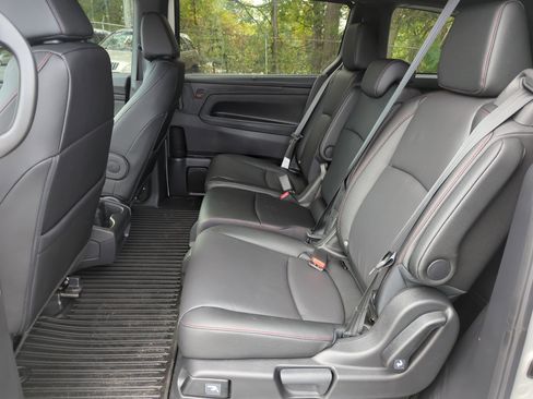 New 2026 Honda Odyssey Sport-L image 19