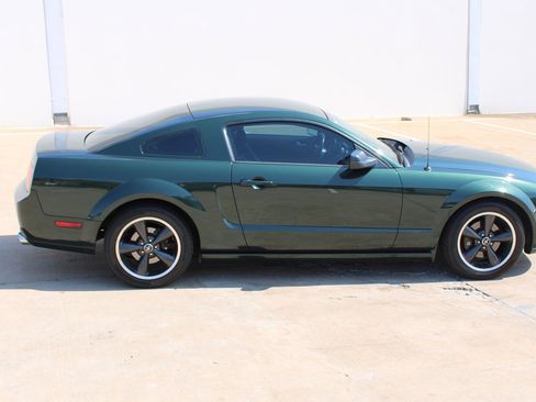 Used 2008 Ford Mustang GT Premium RWD image 28