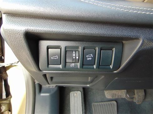 Used 2020 Subaru Outback Limited w/ Popular Package #2 image 19