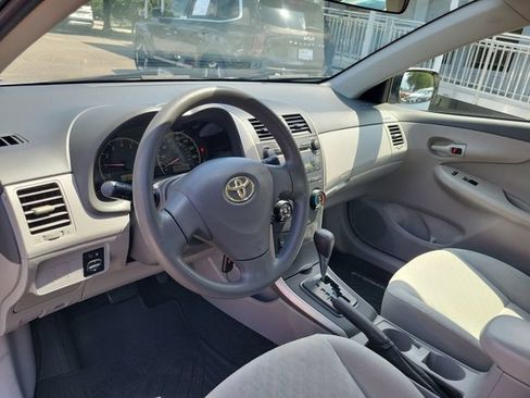 Used 2009 Toyota Corolla LE FWD image 17