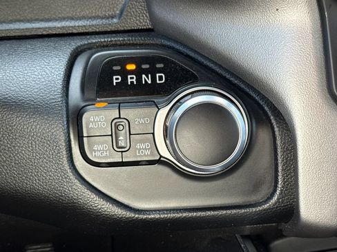 Used 2019 RAM 1500 Big Horn AWD/4WD image 24