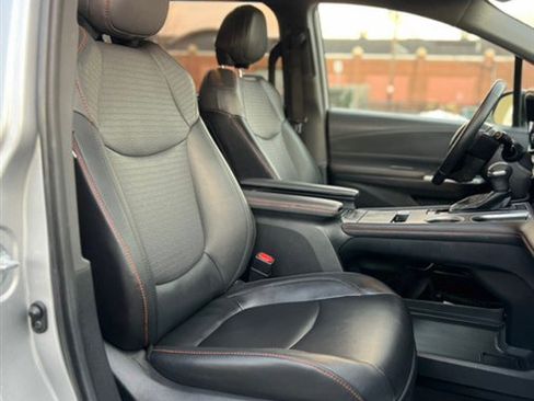 Used 2021 Toyota Sienna XSE w/ XSE Plus Package image 29