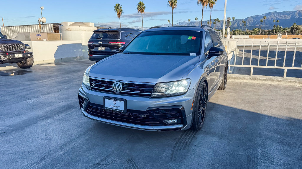 Used 2021 Volkswagen Tiguan SE R-Line FWD image 4