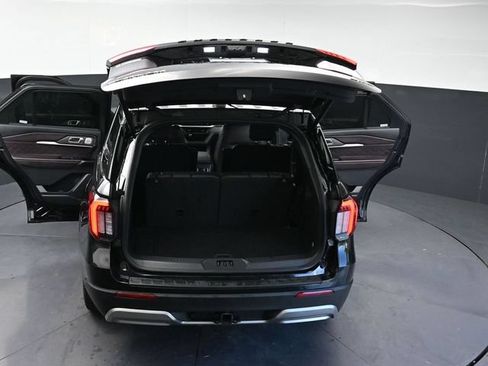 Used 2025 Ford Explorer Platinum w/ LUX Leather Package AWD/4WD image 46
