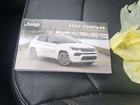 Used 2022 Jeep Compass Limited w/ Elite Group AWD/4WD image 18