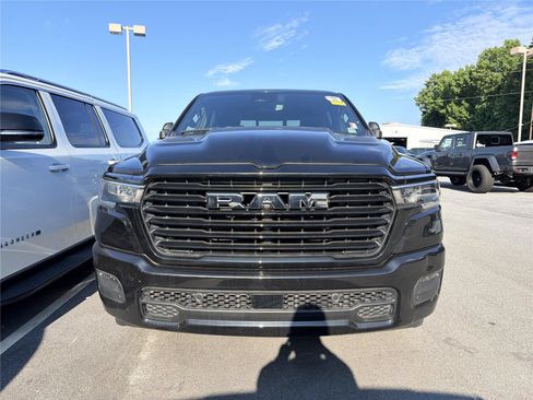 Used 2025 RAM 1500 Laramie AWD/4WD image 2