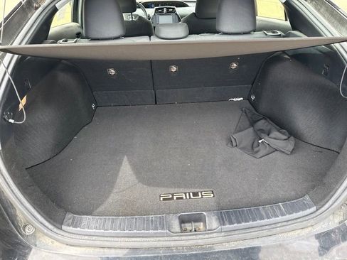 Used 2016 Toyota Prius Three w/ Advanced Technology Package FWD image 15