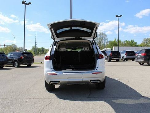 Used 2024 Buick Enclave Essence w/ LPO, Cargo Package FWD image 15