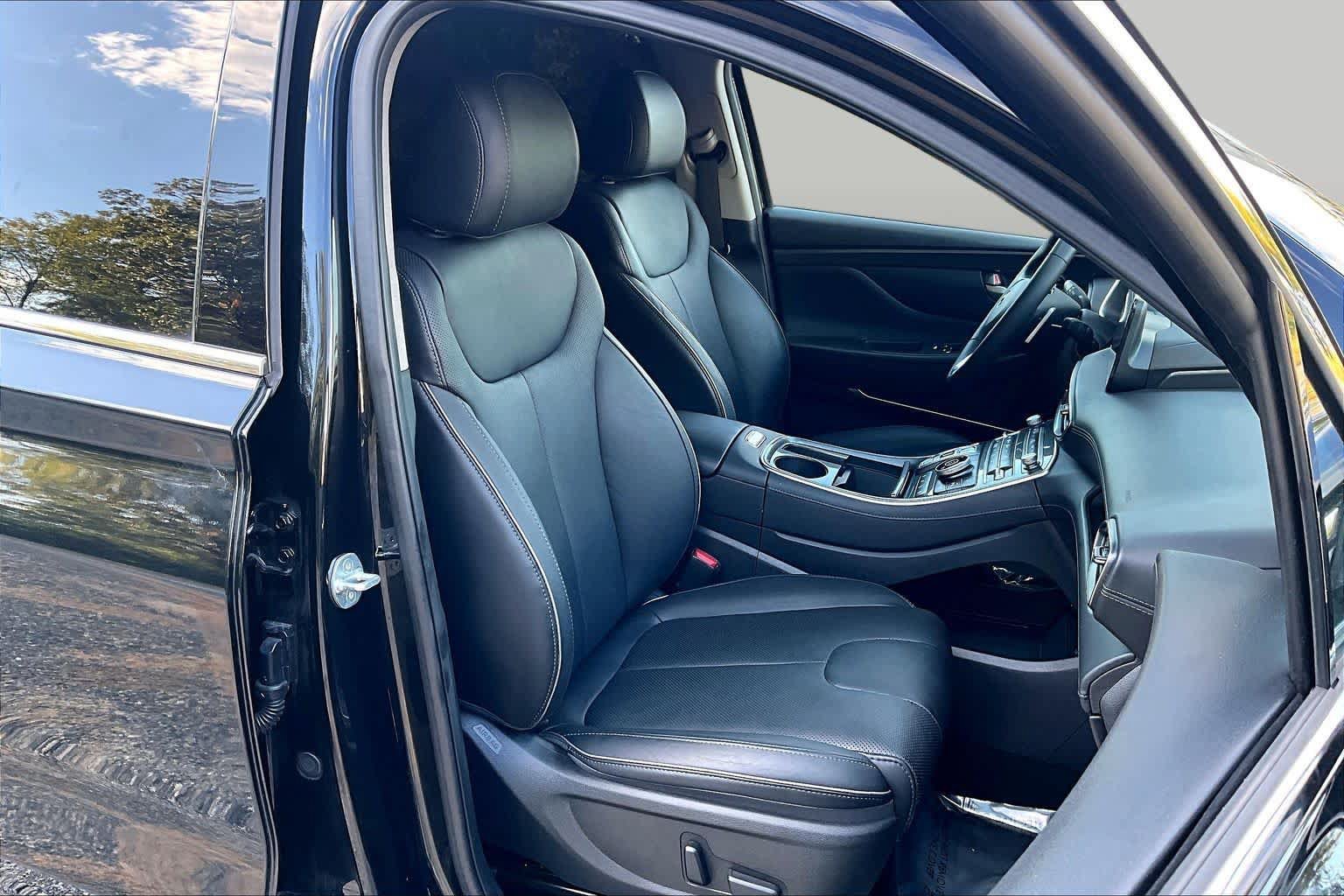 Used 2023 Hyundai Santa Fe Limited AWD/4WD image 9