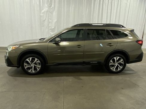 Used 2022 Subaru Outback Limited image 6