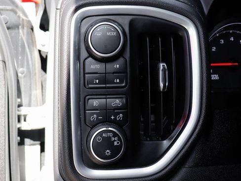 Used 2021 Chevrolet Silverado 1500 RST w/ Z71 Off-Road Package AWD/4WD image 21