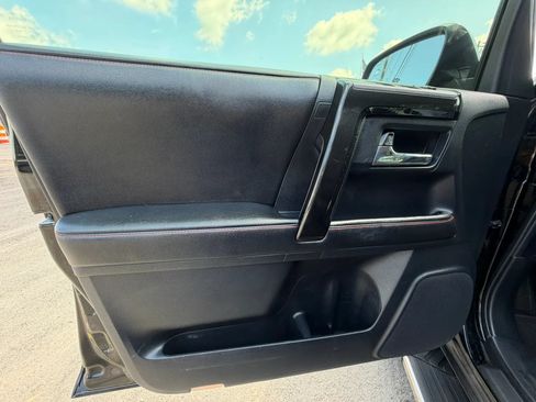 Used 2014 Toyota 4Runner Trail AWD/4WD image 16