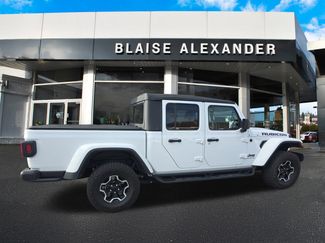 Used 2023 Jeep Gladiator Rubicon w/ Cold Weather Group video 2