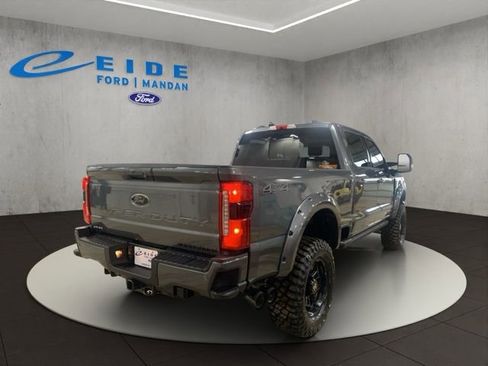 New 2026 Ford F250 Lariat w/ Black Appearance Package image 4