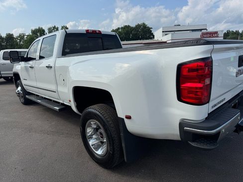 Used 2015 GMC Sierra 3500 SLT AWD/4WD image 10