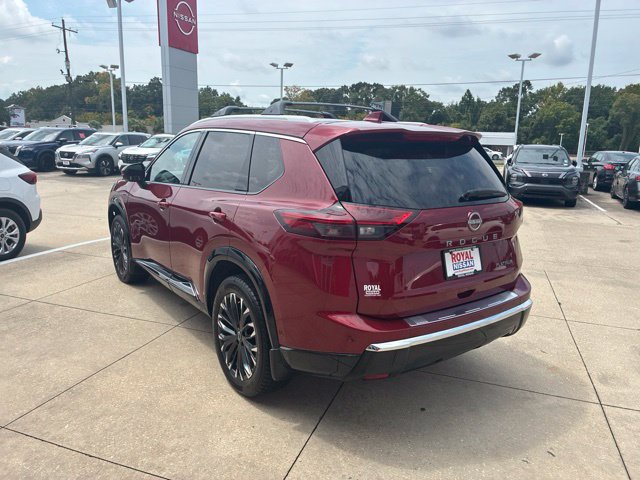 Used 2024 Nissan Rogue Platinum w/ Platinum Premium Package FWD image 5