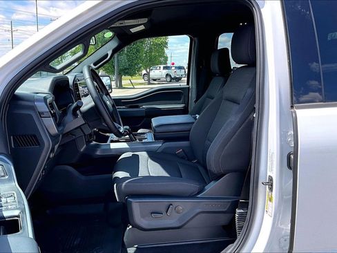 Used 2025 Ford F150 XLT w/ Equipment Group 302A MID image 22