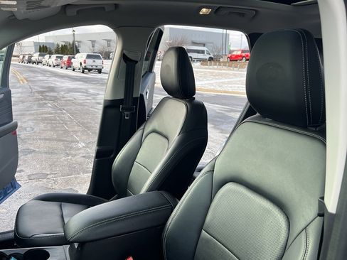 Used 2022 Ford Escape Titanium w/ Class II Trailer Tow Package image 16