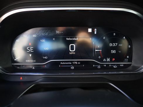 Used 2022 GMC Yukon SLT w/ SLT Premium Package image 41