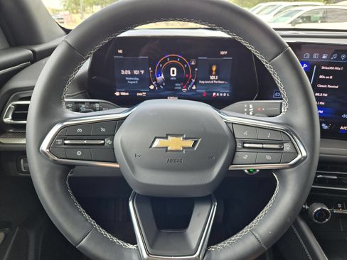Certified 2026 Chevrolet Traverse LT w/ Driver Confidence Package AWD/4WD image 11