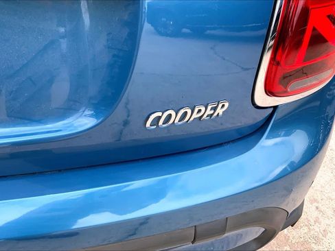 Used 2022 MINI Cooper Convertible w/ Signature Upholstery Package FWD image 10