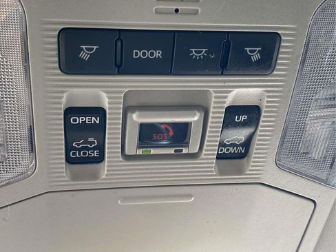 Used 2023 Toyota RAV4 XLE w/ Convenience Package FWD image 31