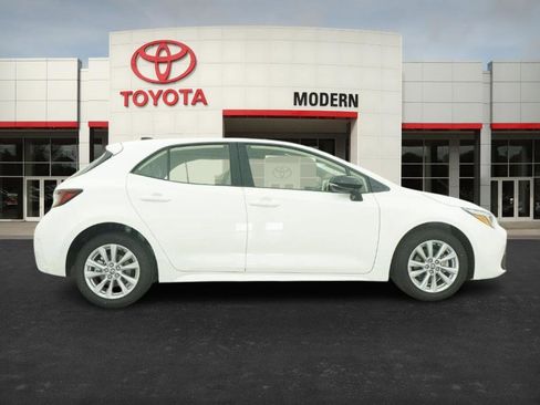 New 2026 Toyota Corolla SE image 25