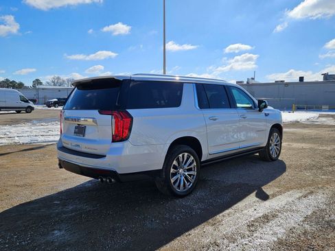 Used 2022 GMC Yukon XL Denali image 40