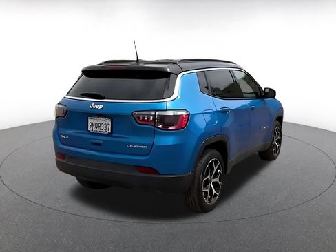 Used 2025 Jeep Compass Limited AWD/4WD image 13