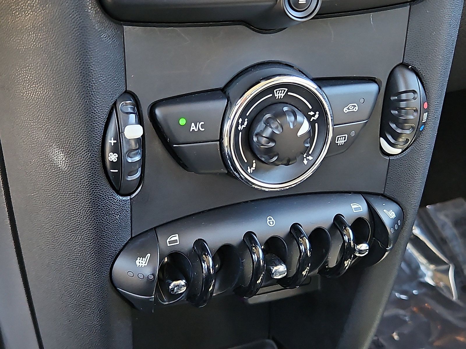 Used 2013 MINI Cooper Hardtop FWD image 15