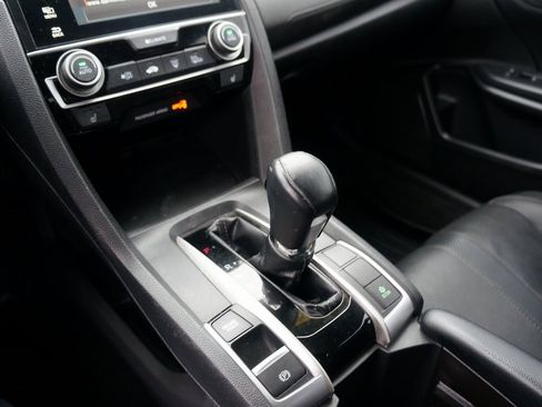 Used 2017 Honda Civic Touring image 26