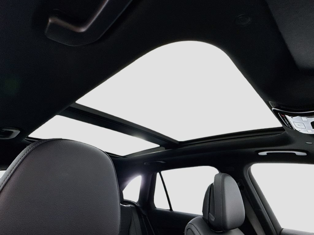 Certified 2026 Mercedes-Benz GLC 300 image 17