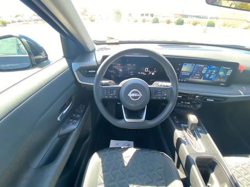 New 2026 Nissan Kicks SV image 10