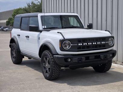 New 2025 Ford Bronco Big Bend w/ Black Diamond Package