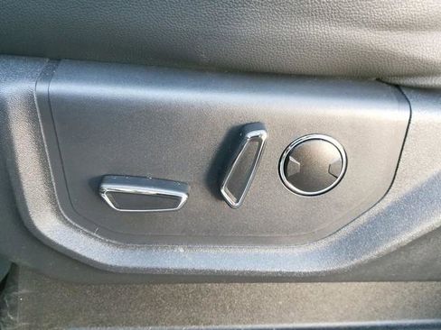 Used 2023 Ford Expedition Max Limited image 14