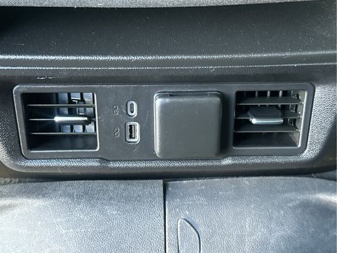 Used 2024 Chevrolet Silverado 2500 LT image 50