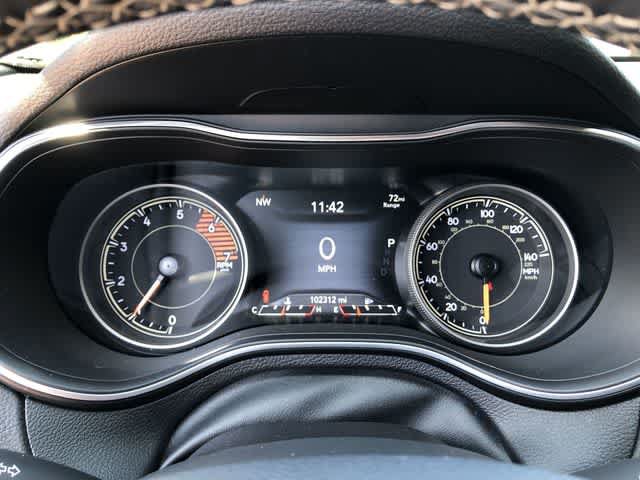 Certified 2021 Jeep Cherokee Latitude Lux 80th Anniv w/ Quick Order Package 2YU 80th FWD image 29