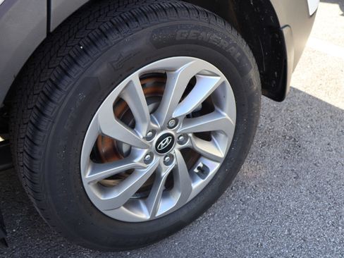 Used 2018 Hyundai Tucson SEL Plus FWD image 39